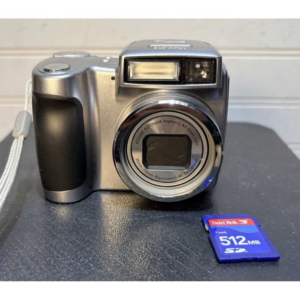 Kodak EasyShare Z700 4.0 MP 5x Digital Camera With SD Memory Card *tested*